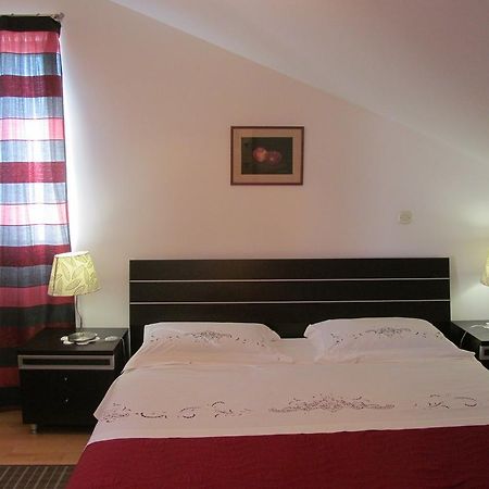 Apartment Danese Promajna Ruang foto
