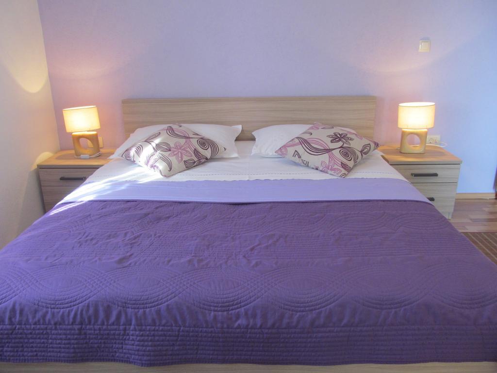 Apartment Danese Promajna Ruang foto