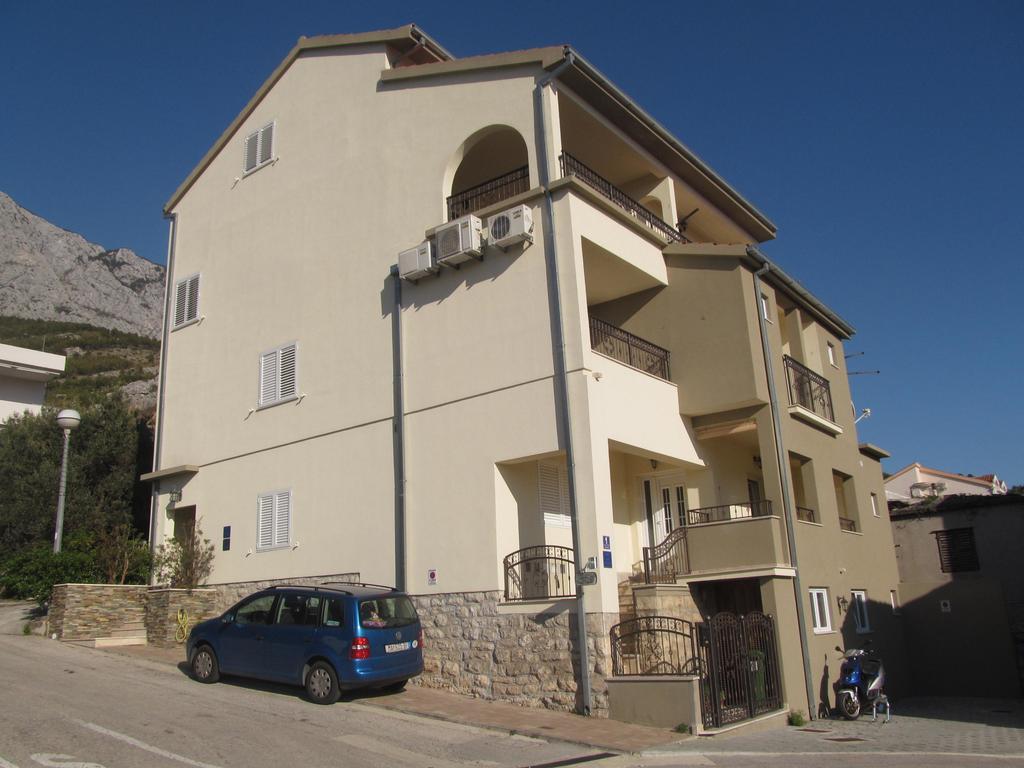 Apartment Danese Promajna Bagian luar foto